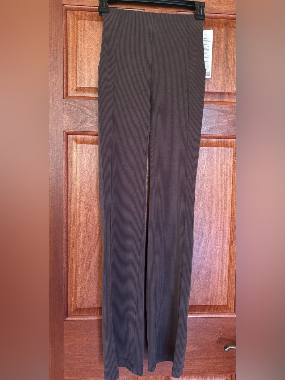 Lululemon Ribbed Softstream Flared Pant *Regular Size 0 NWT